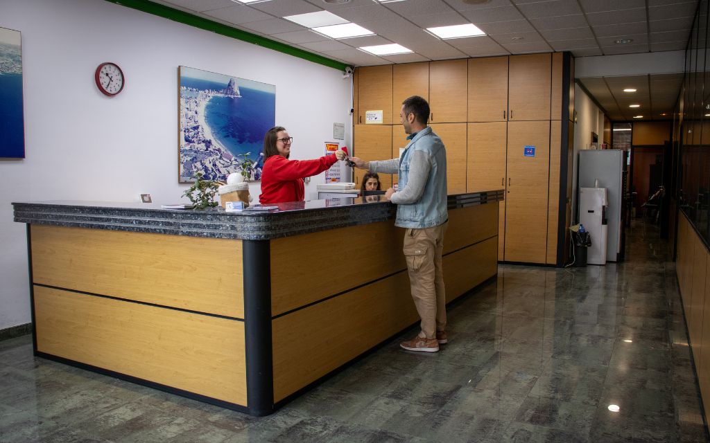 Recepción y reserva del servicio de aparcacoches valet